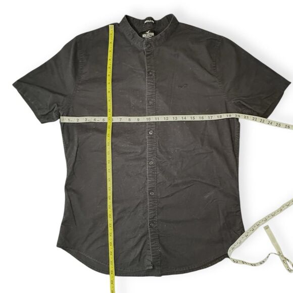 HOLLISTER Men’s Black Epic Flex Short Sleeve Button-Up Shirt Size Large - Picture 4 of 4